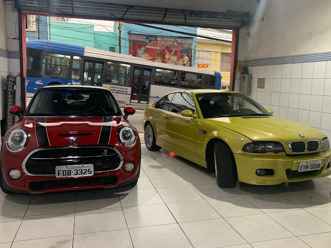 Mini Cooper e BMW M3